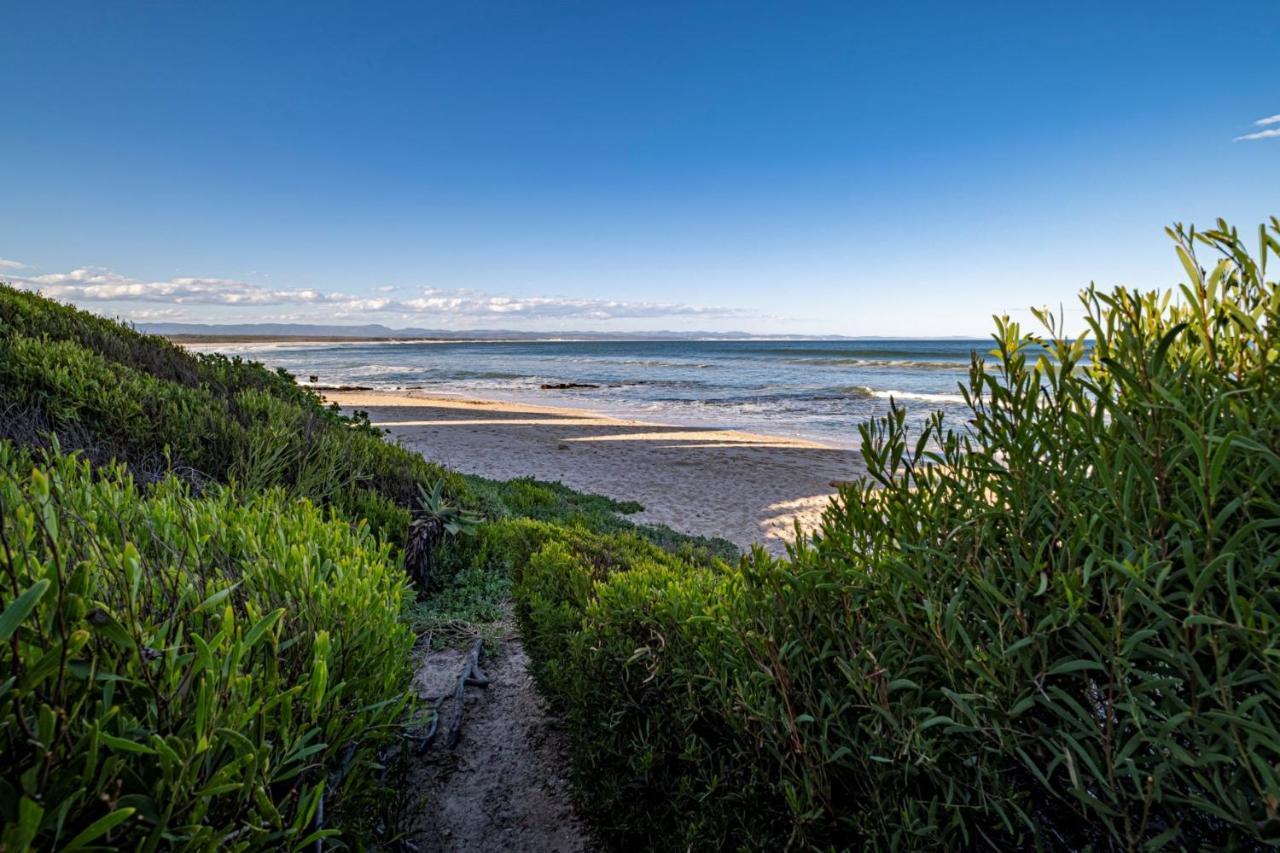 Beach Front Jeffreys Bay Bagian luar foto