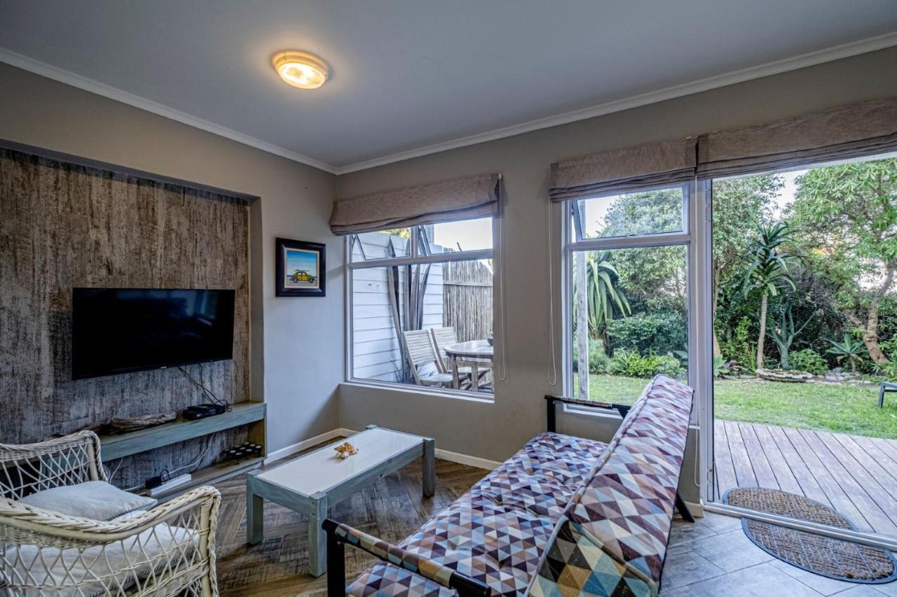 Beach Front Jeffreys Bay Bagian luar foto